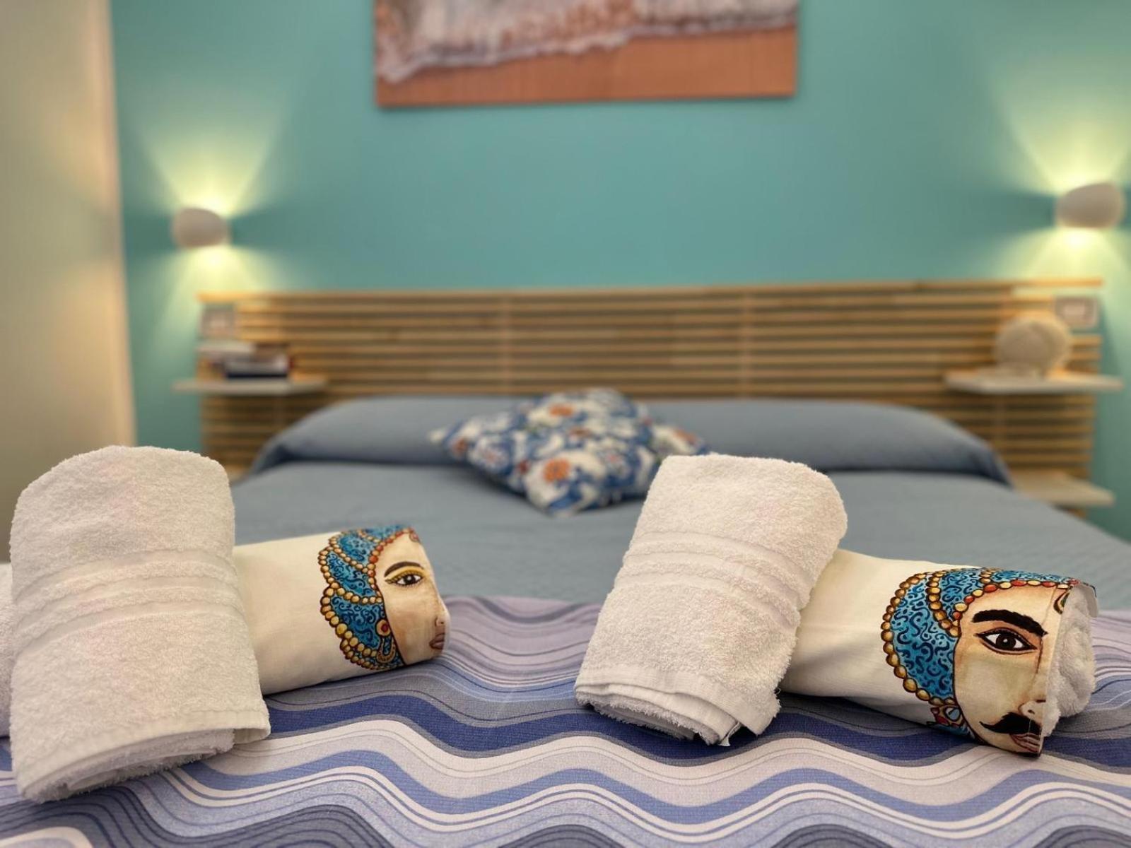Madre Terra Apartment & Rooms 泰拉西尼 外观 照片