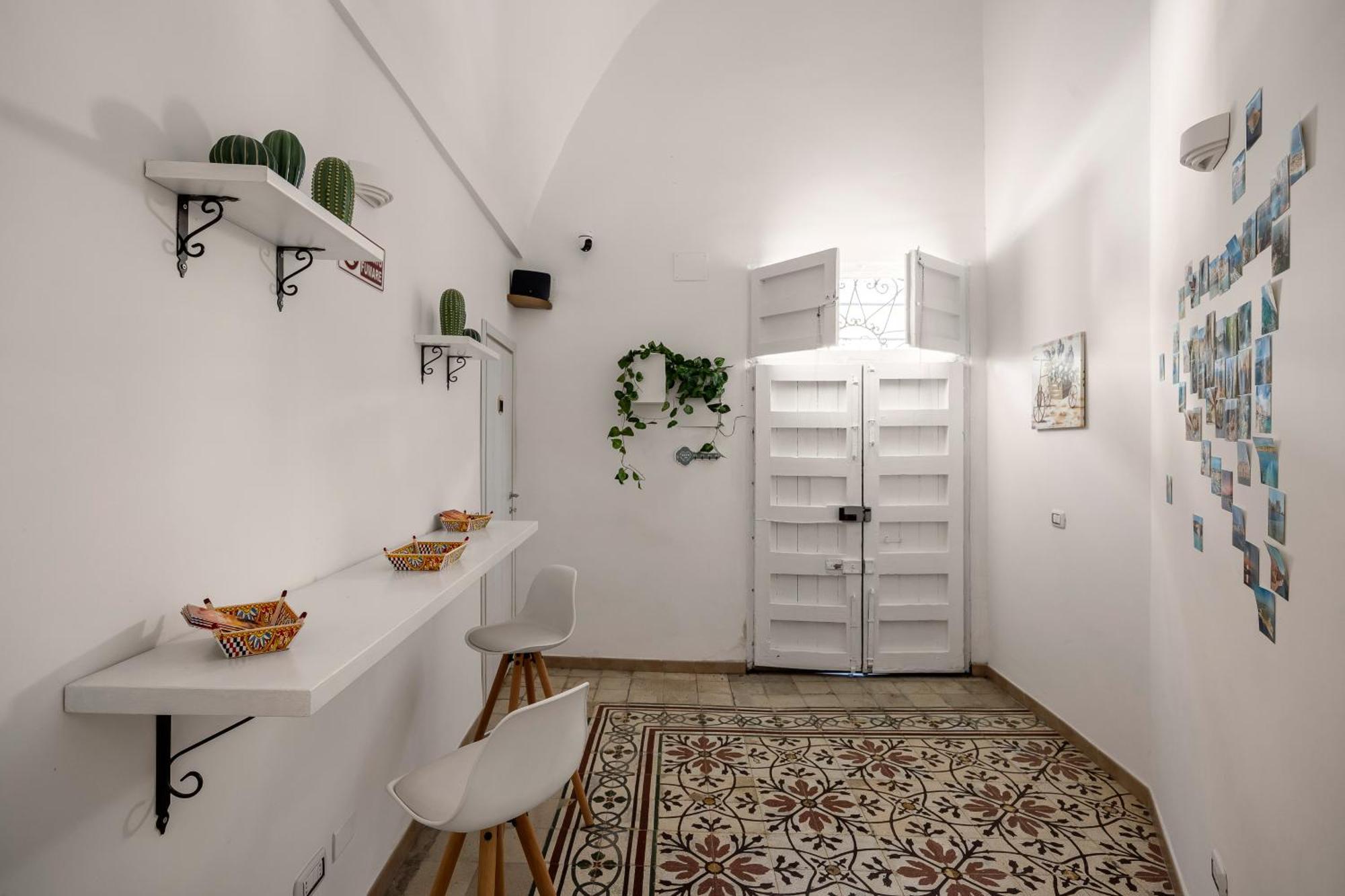 Madre Terra Apartment & Rooms 泰拉西尼 外观 照片