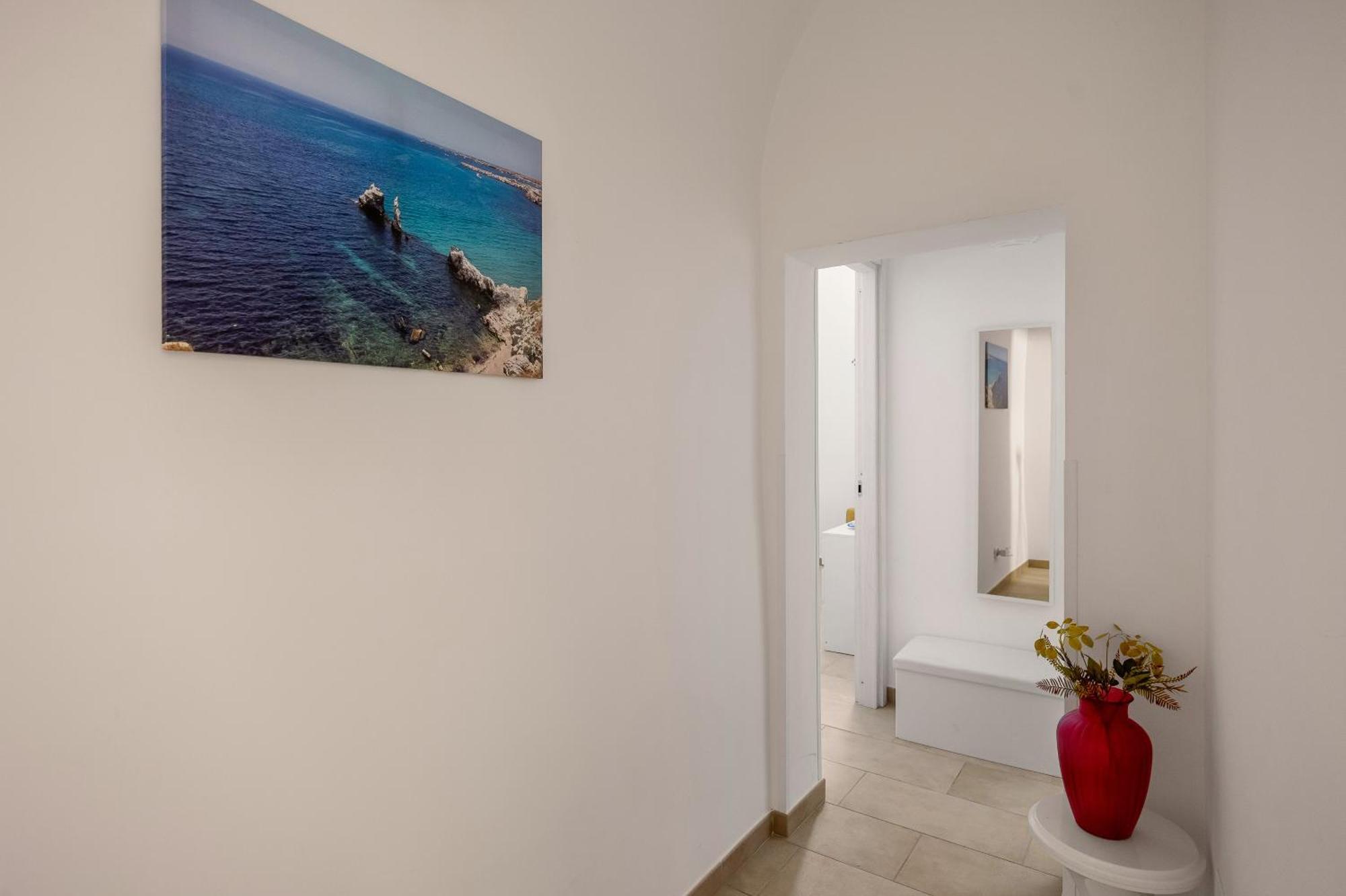 Madre Terra Apartment & Rooms 泰拉西尼 外观 照片