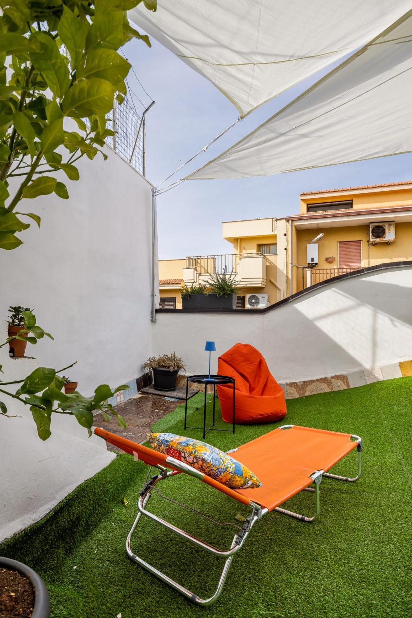 Madre Terra Apartment & Rooms 泰拉西尼 外观 照片