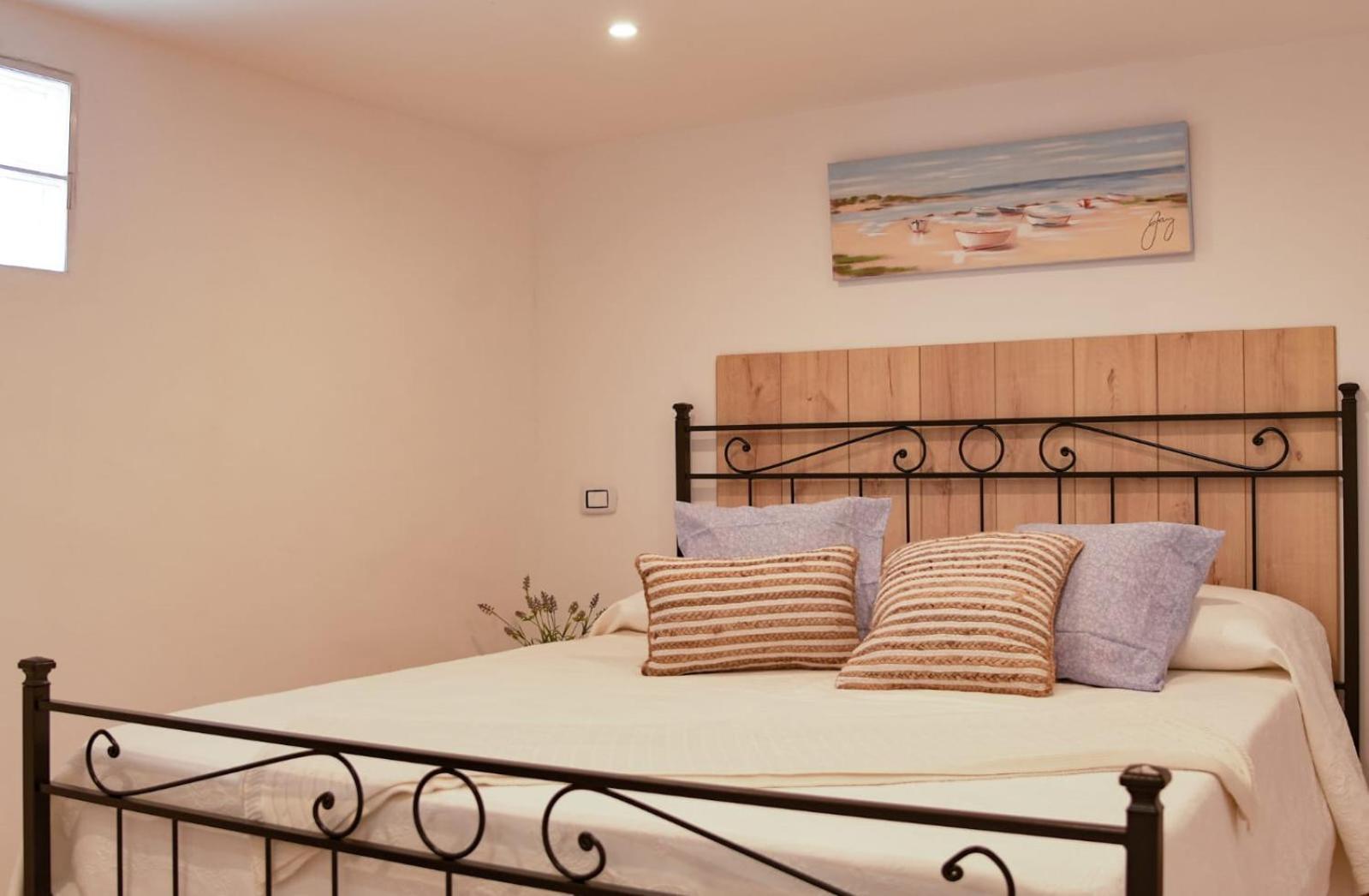Madre Terra Apartment & Rooms 泰拉西尼 外观 照片