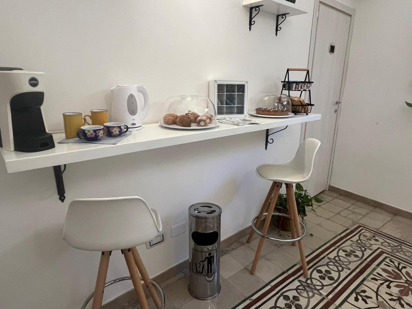Madre Terra Apartment & Rooms 泰拉西尼 外观 照片